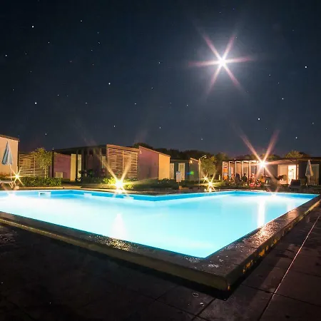 Holiday Camping Kastanija.6 Casa de Férias Novigrad Istria