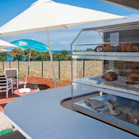 Holiday Camping Kastanija.6 Casa de Férias Novigrad Istria